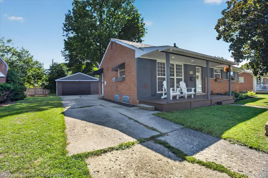 5173 Greenleaf Drive, Swartz Creek, MI 48473 - #2