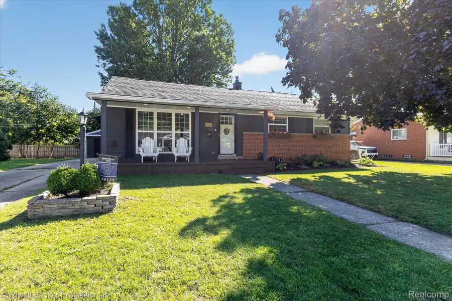 5173 Greenleaf Drive, Swartz Creek, MI 48473 - #3