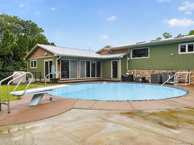 1320 Ellis Road, Ypsilanti, MI 48197 - #2