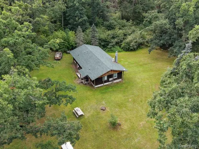 3894 W Kubbe Trail, Caledonia, MI 49747 - #2