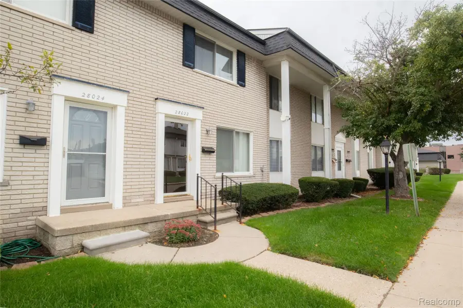 28022 Universal Drive #12, Warren, MI 48092 - #3