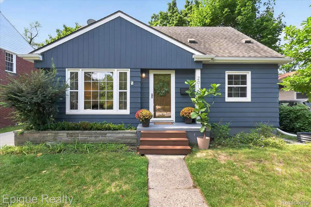2015 Miller Avenue, Ann Arbor, MI 48103 - #1