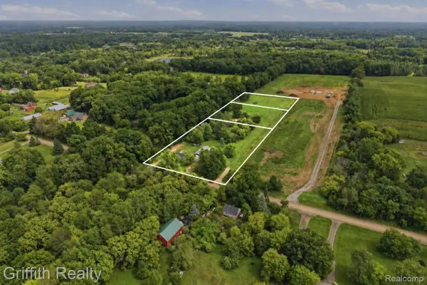 5824 Mack Road, Howell, MI 48855