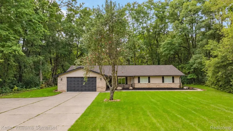 993 Groveland Pines Drive, Ortonville, MI 48462 - #3