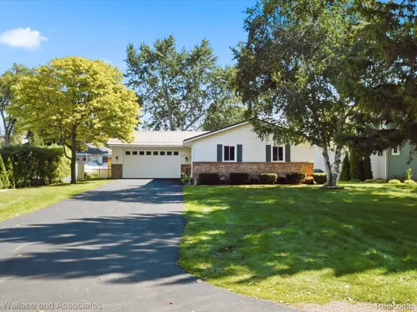 4208 Fairway Drive, FortGratiot, MI 48059
