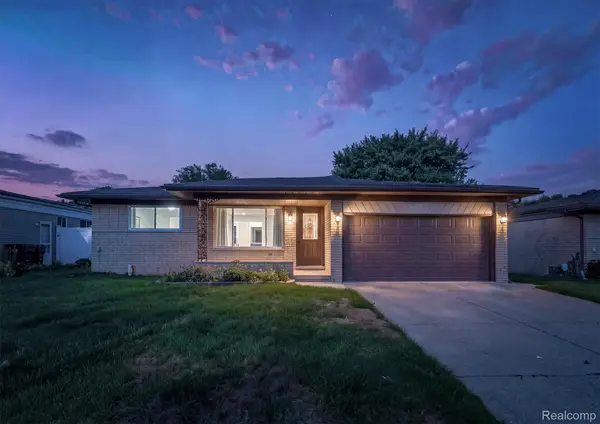 35391 Shell Drive, SterlingHeights, MI 48310