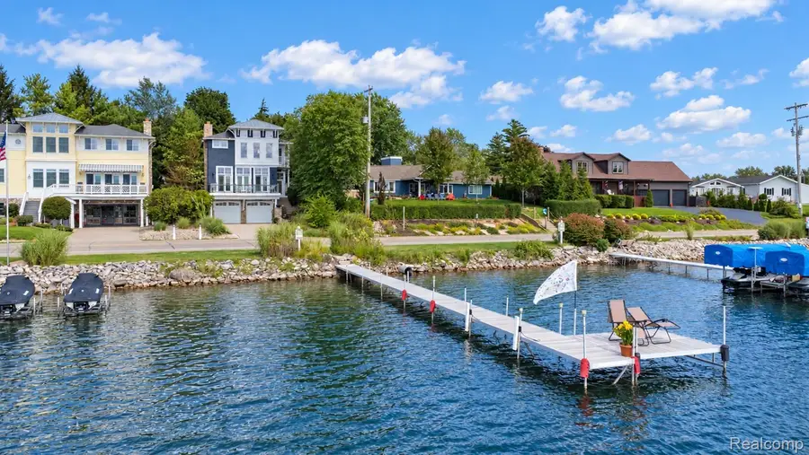 2288 N Long Lake Road, Fenton, MI 48430 - #2