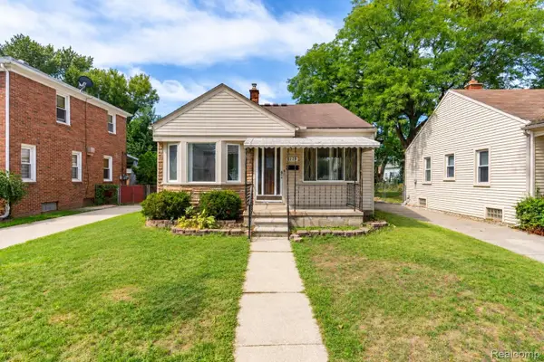 2120 Geneva Street, Dearborn, MI 48124