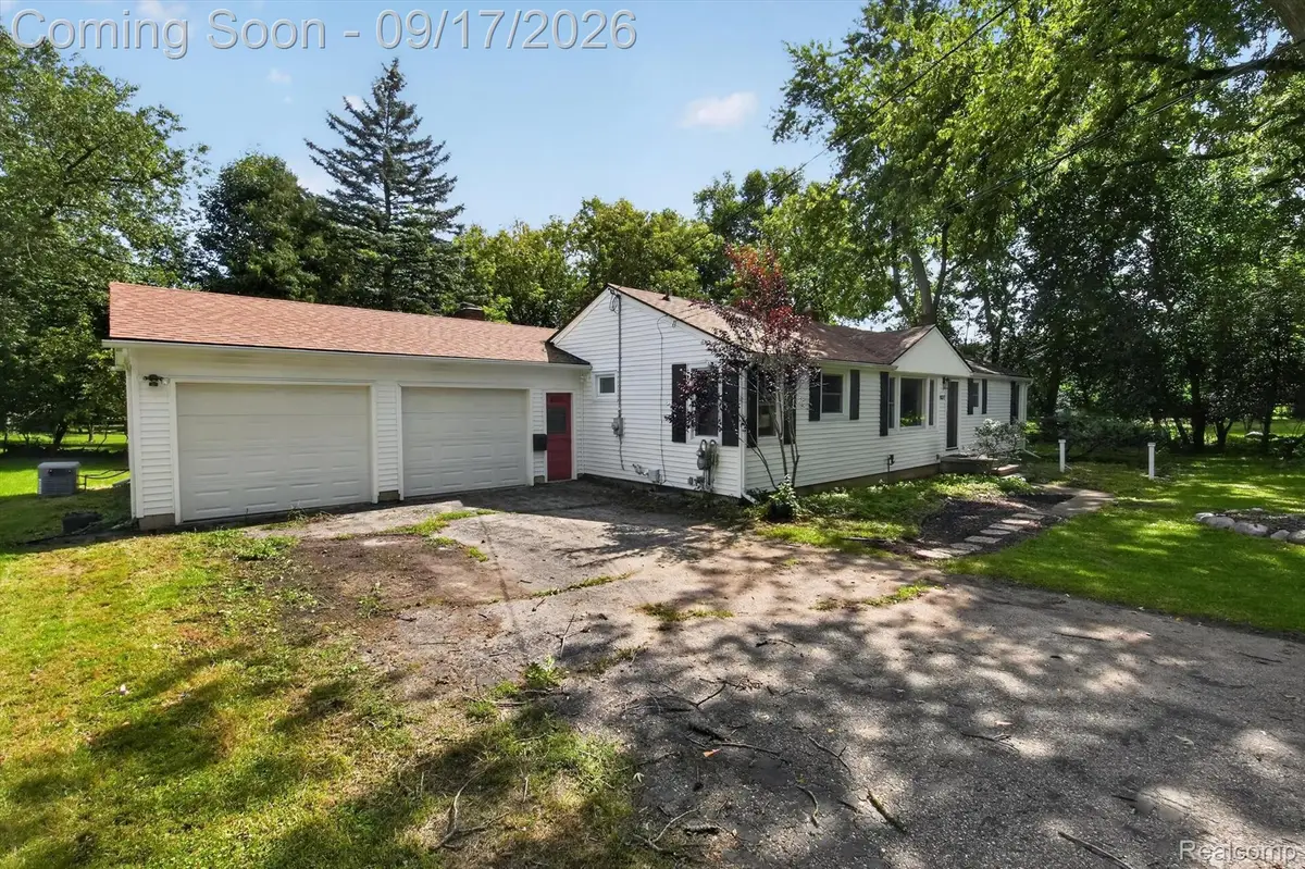 807 S Oak Street, Fenton, MI 48430 - #1