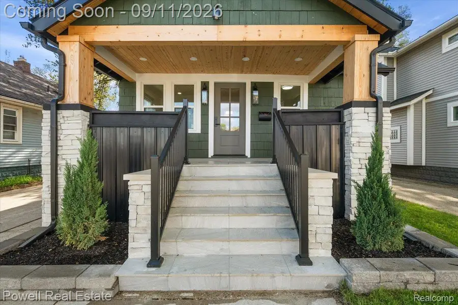 121 S Edison Avenue, Royal Oak, MI 48067 - #2