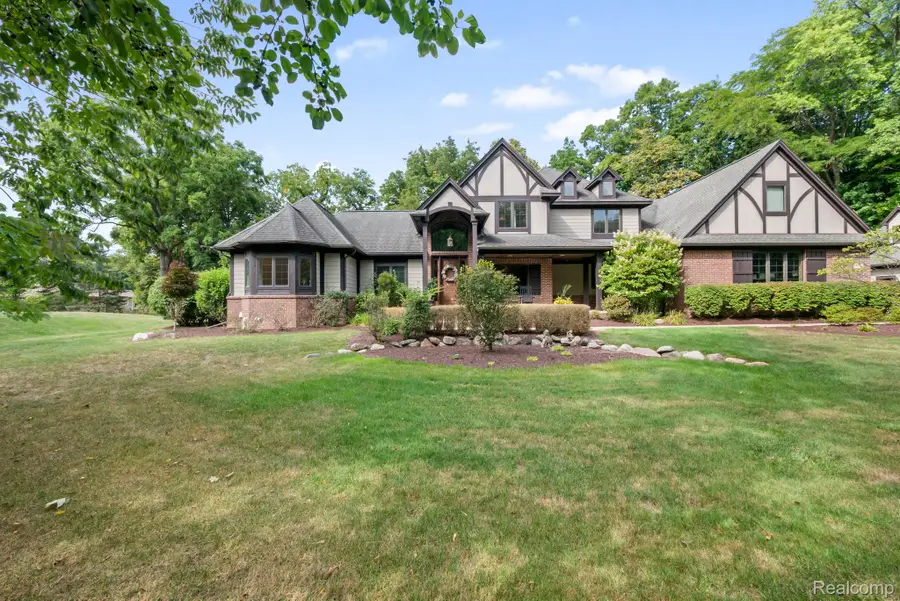 19821 Westhill Street, Northville, MI 48167 - #2