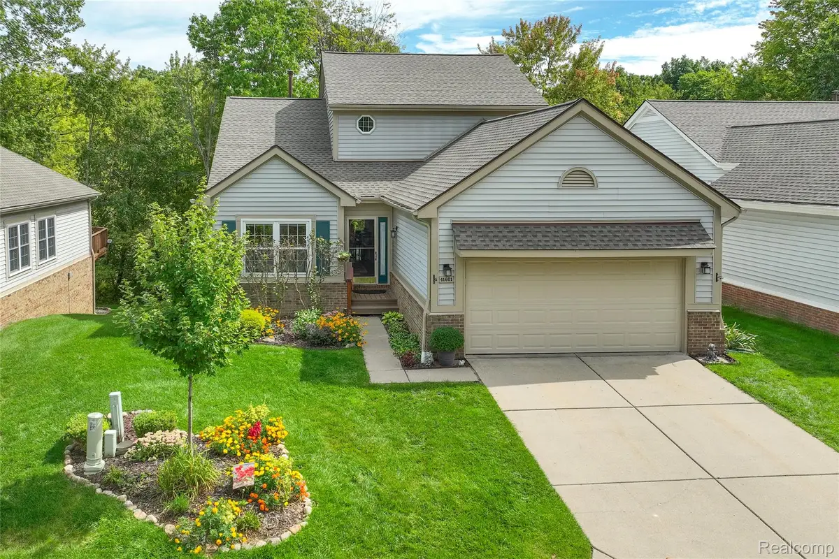 41601 Sleepy Hollow Drive, Novi, MI 48377 - #1
