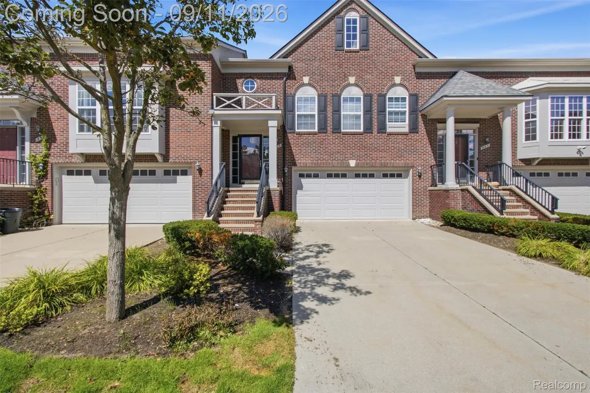 963 Sandalwood Drive, Troy, MI 48085 - #1