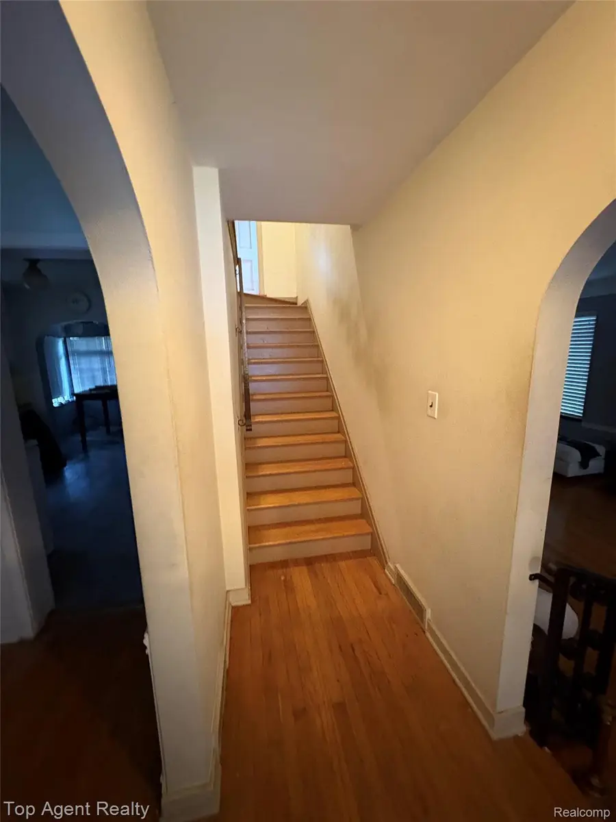 20445 Briarcliff Road, Detroit, MI 48221 - #3