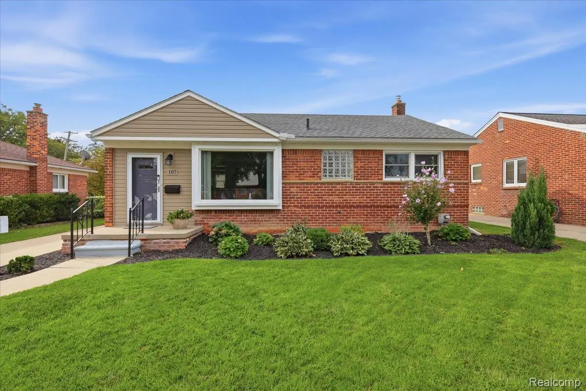107 Jeffrey Avenue, Royal Oak, MI 48073 - #1