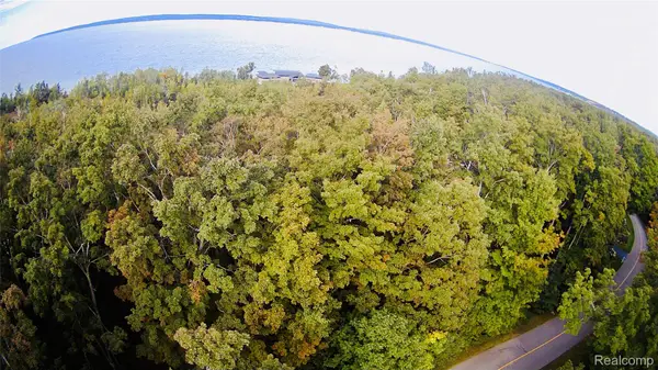 7554 Preserve Drive N, BayHarbor, MI 49770