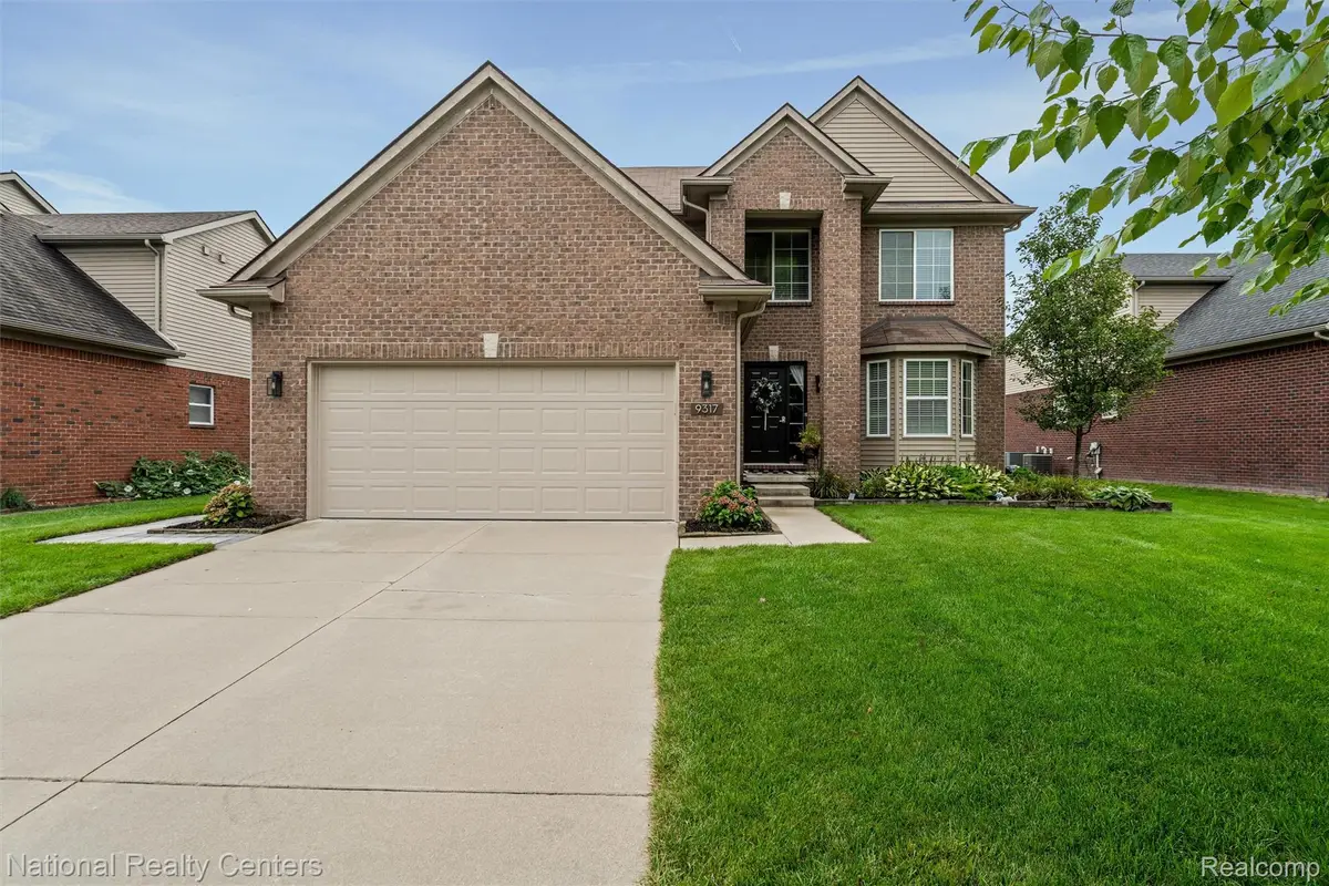 9317 Richfield, Livonia, MI 48150 - #1