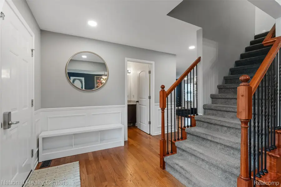 9317 Richfield, Livonia, MI 48150 - #2