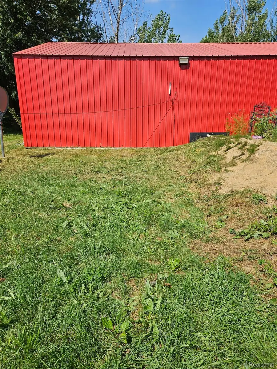 2011 W Blackmore Road, Mayville, MI 48744 - #2
