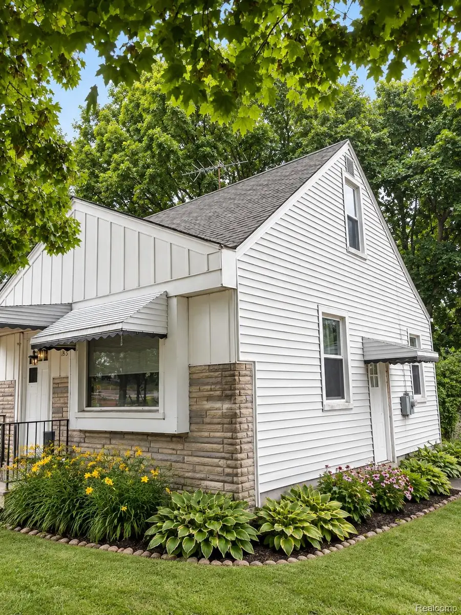 183 Scott Lake Road, Waterford, MI 48328 - #2