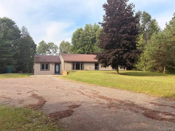 1452 W Isabella Road, Midland, MI 48640