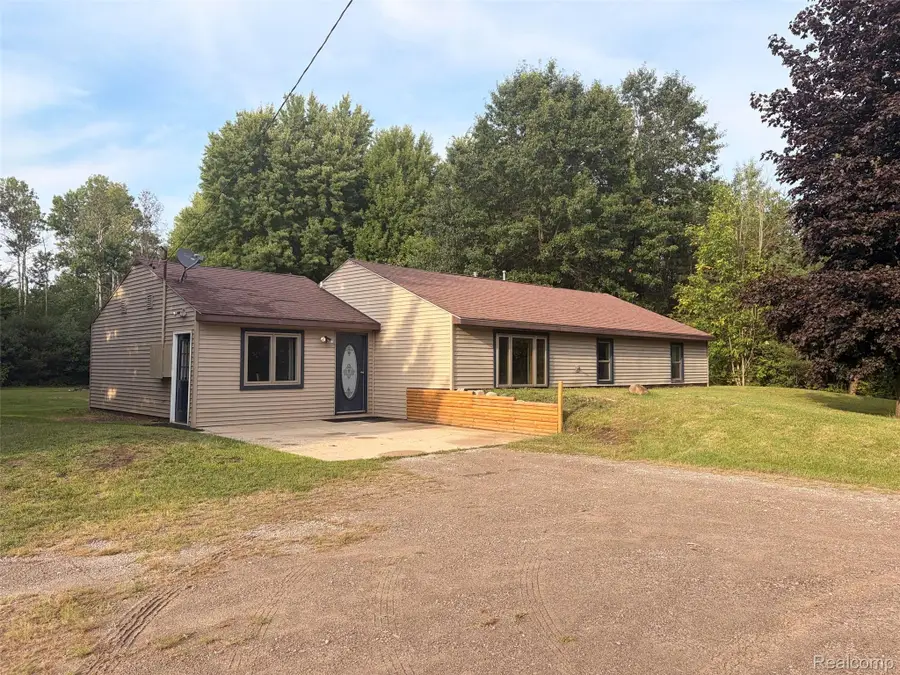 1452 W Isabella Road, Midland, MI 48640 - #3