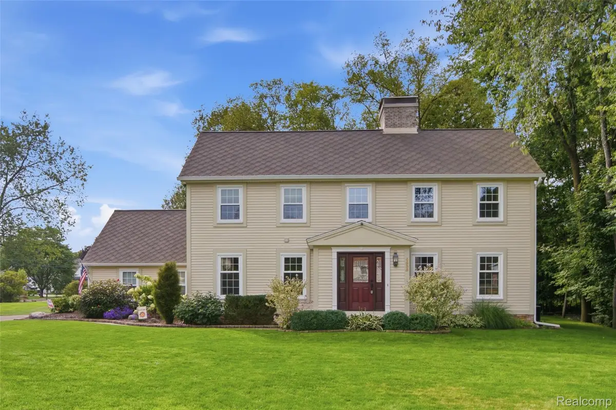 6535 Settlement Square, Clarkston, MI 48348 - #1