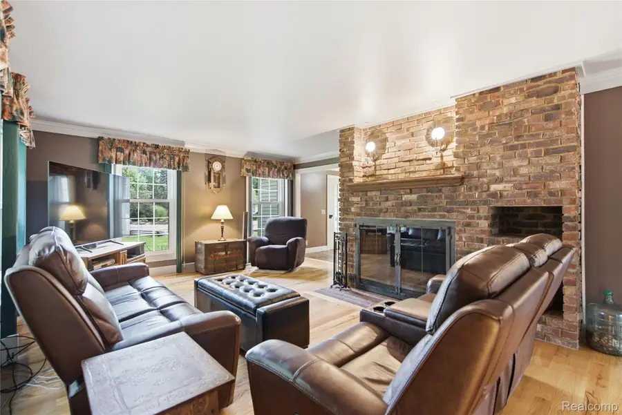 6535 Settlement Square, Clarkston, MI 48348 - #2