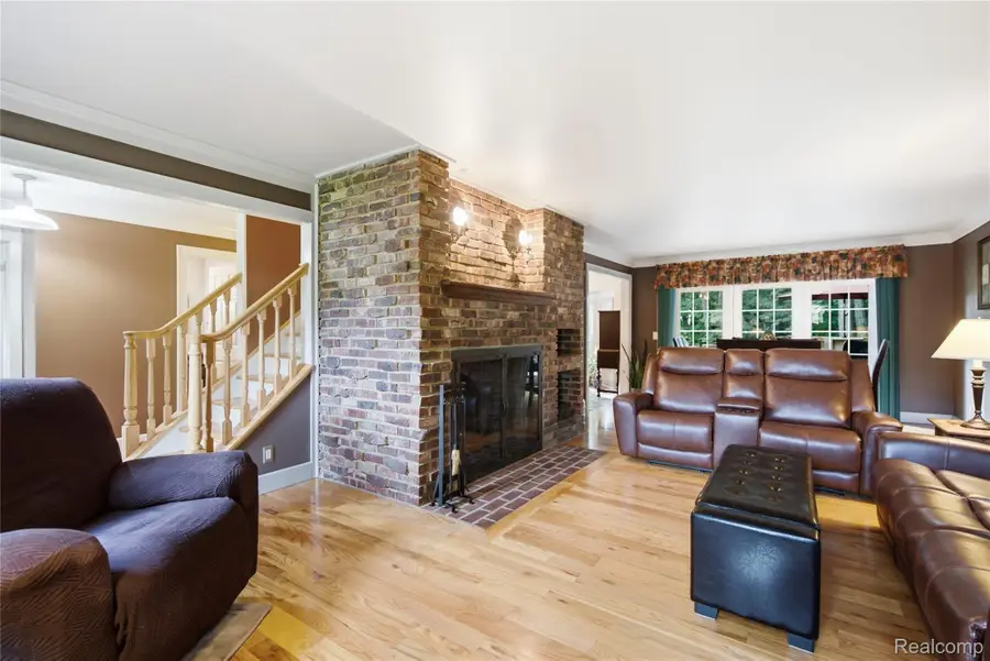 6535 Settlement Square, Clarkston, MI 48348 - #3