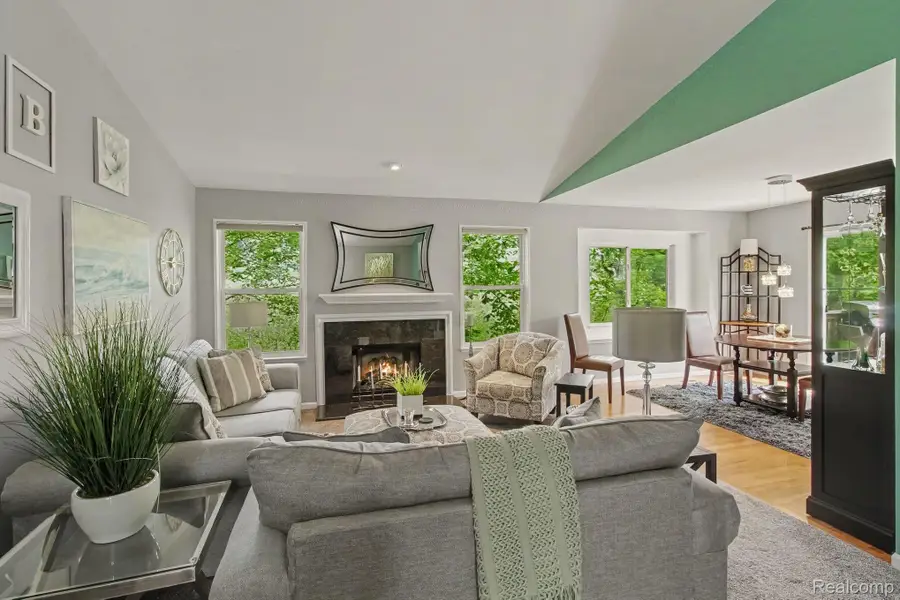 10457 Woodcliff Court #51, Hartland, MI 48353 - #2