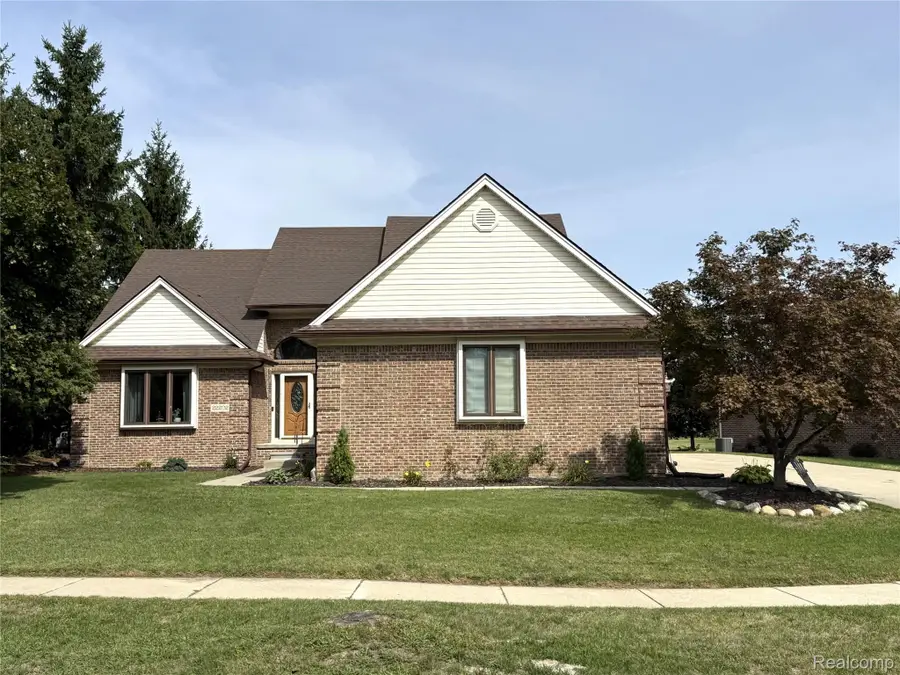 22202 Vinewood Boulevard, Taylor, MI 48180 - #2