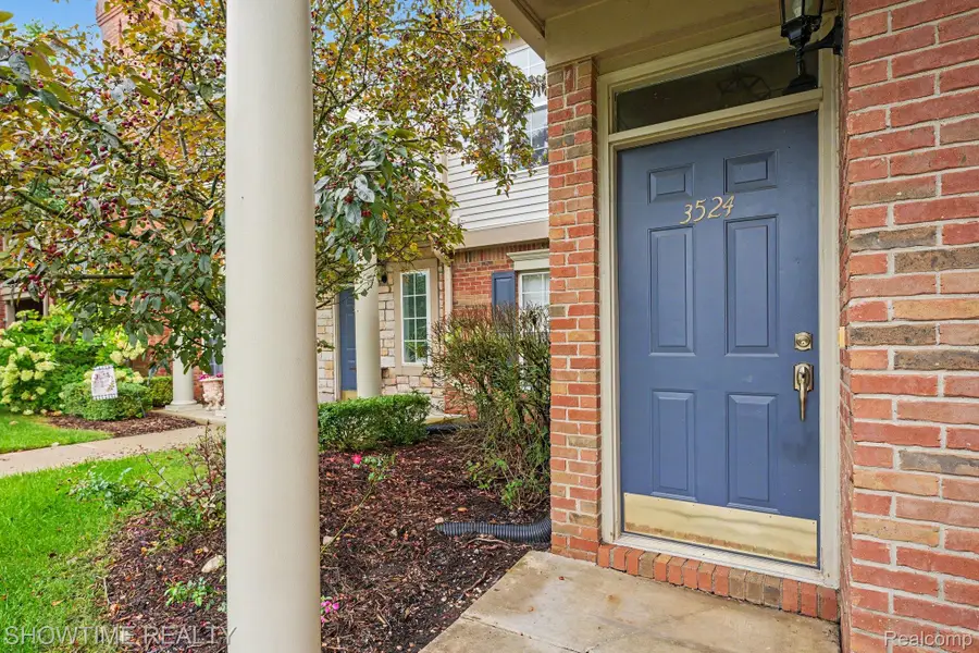 3524 Tremonte Circle S, Rochester, MI 48306 - #3