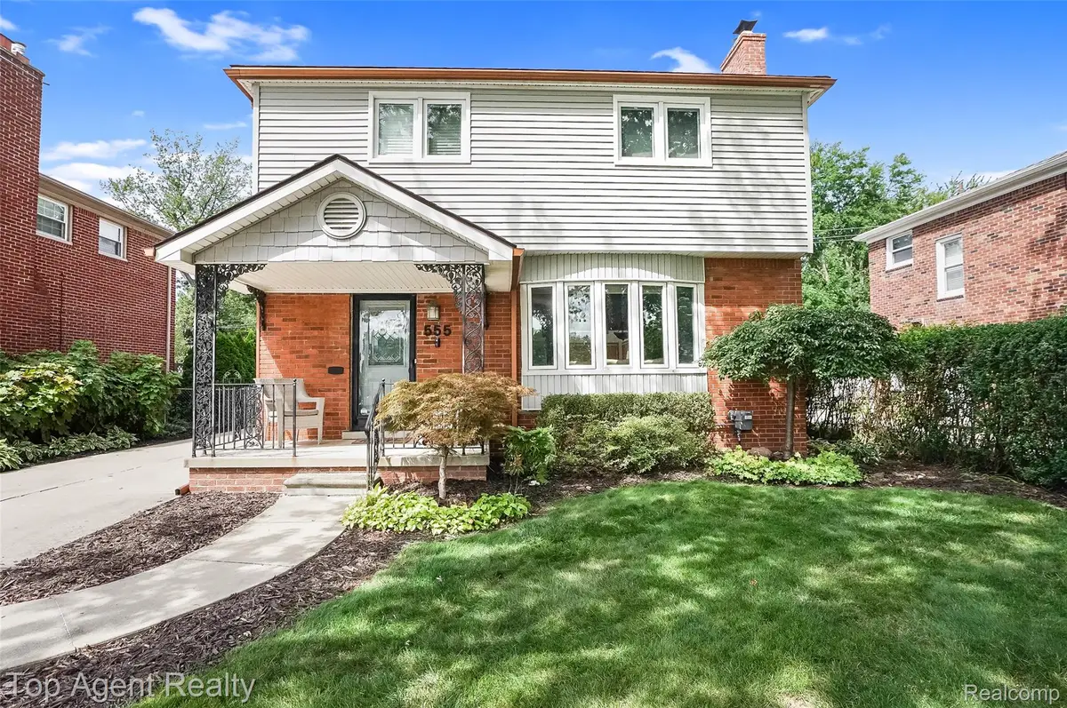 555 N Selfridge Boulevard, Clawson, MI 48017 - #1