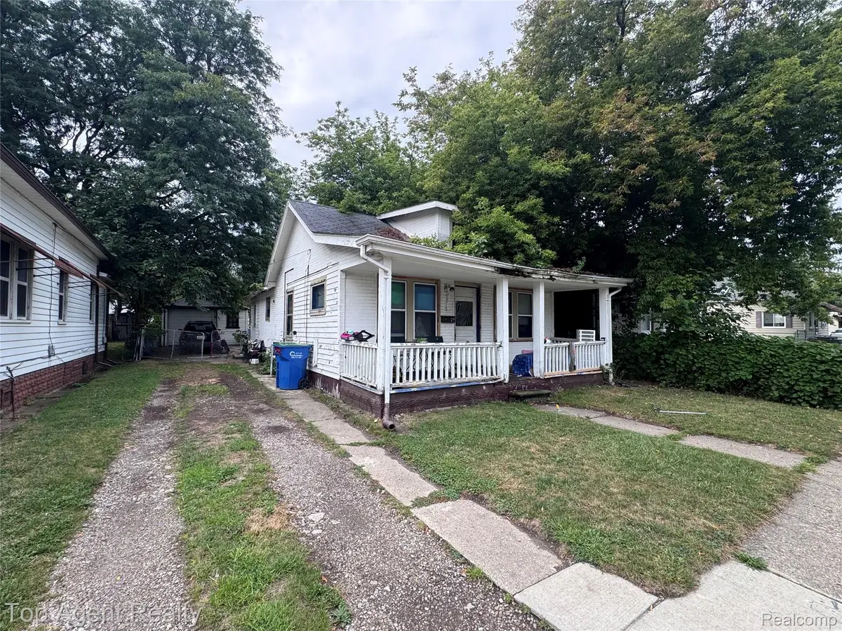 7512 Dodge Avenue, Warren, MI 48091 - #1
