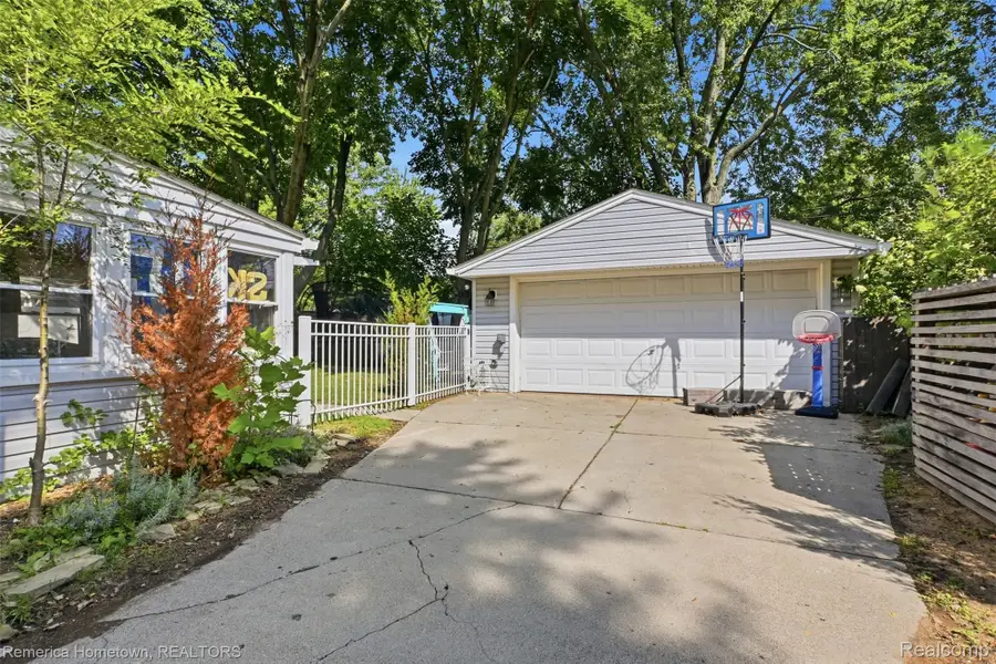 260 Burroughs Street, Plymouth, MI 48170 - #2