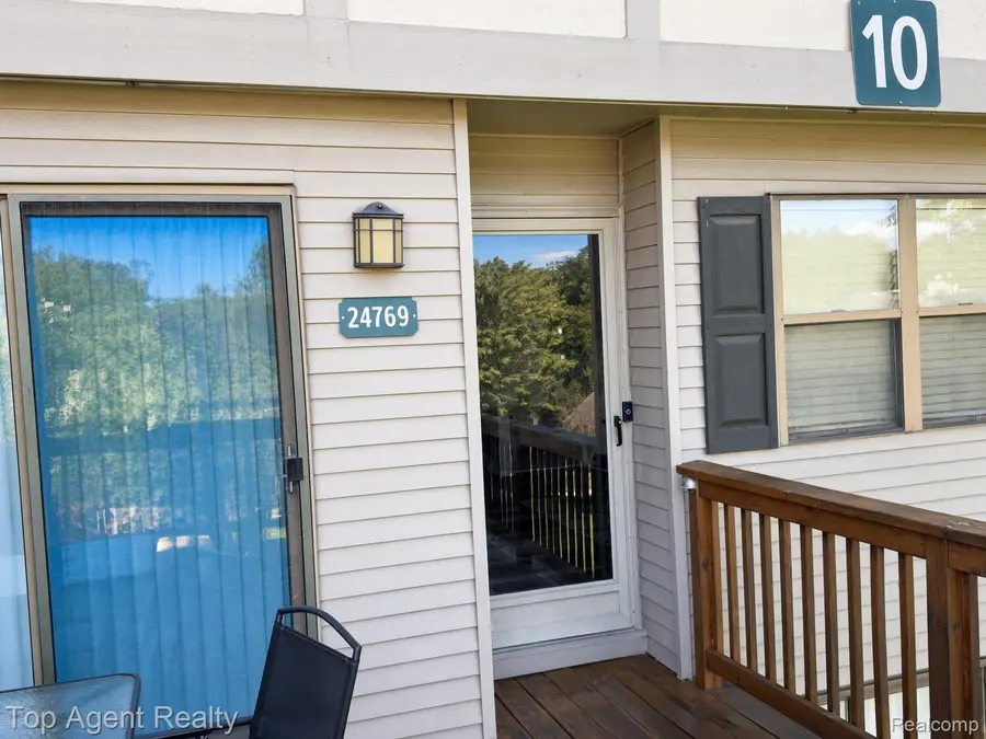 24769 Primrose Lane, Southfield, MI 48033 - #3