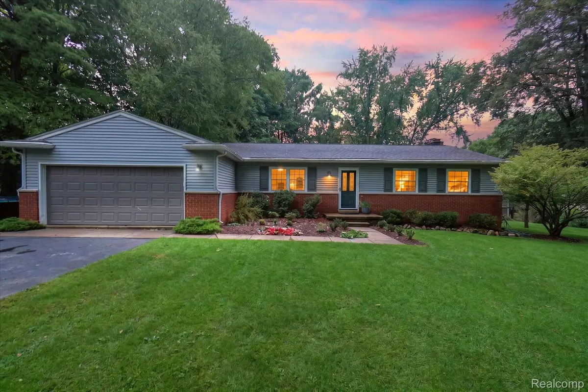 3137 Old Orchard Drive, Brighton, MI 48114 - #1