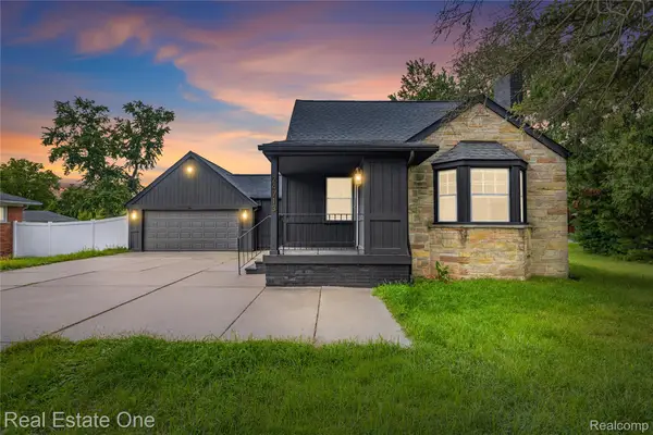 24713 Lois Lane, Southfield, MI 48075