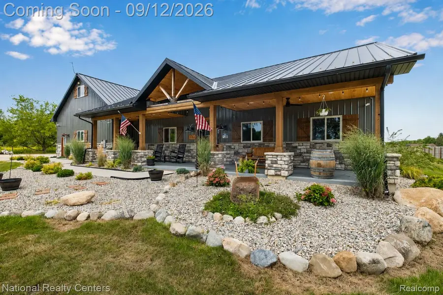 831 N Hadley Road, Ortonville, MI 48462 - #3