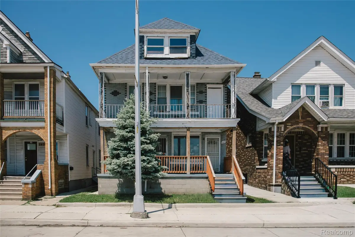 2441 Holbrook Street, Hamtramck, MI 48212 - #1
