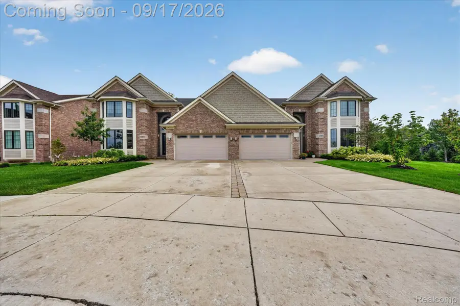 20202 Beacon Way, Northville, MI 48167 - #3