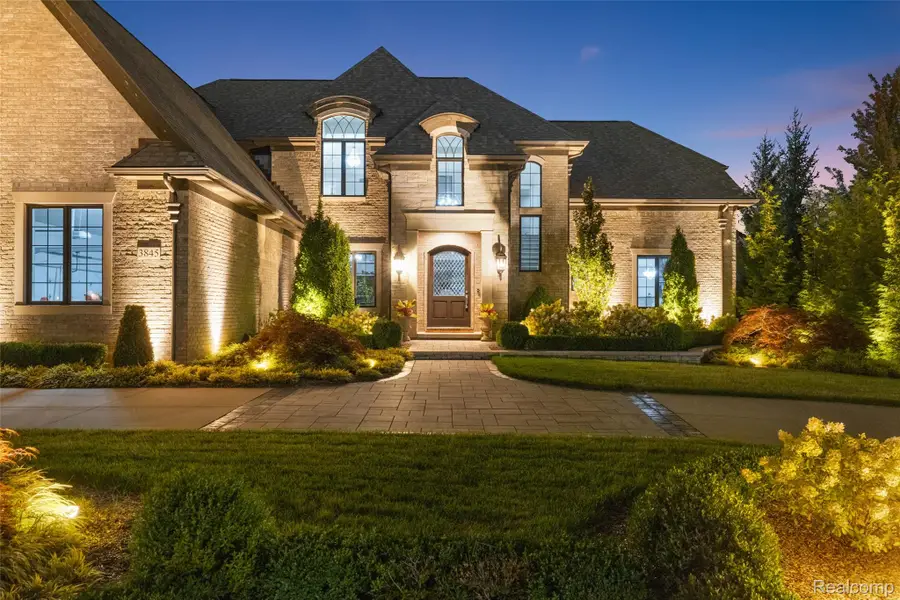 3845 Piccadilly Drive, Rochester Hills, MI 48309 - #2