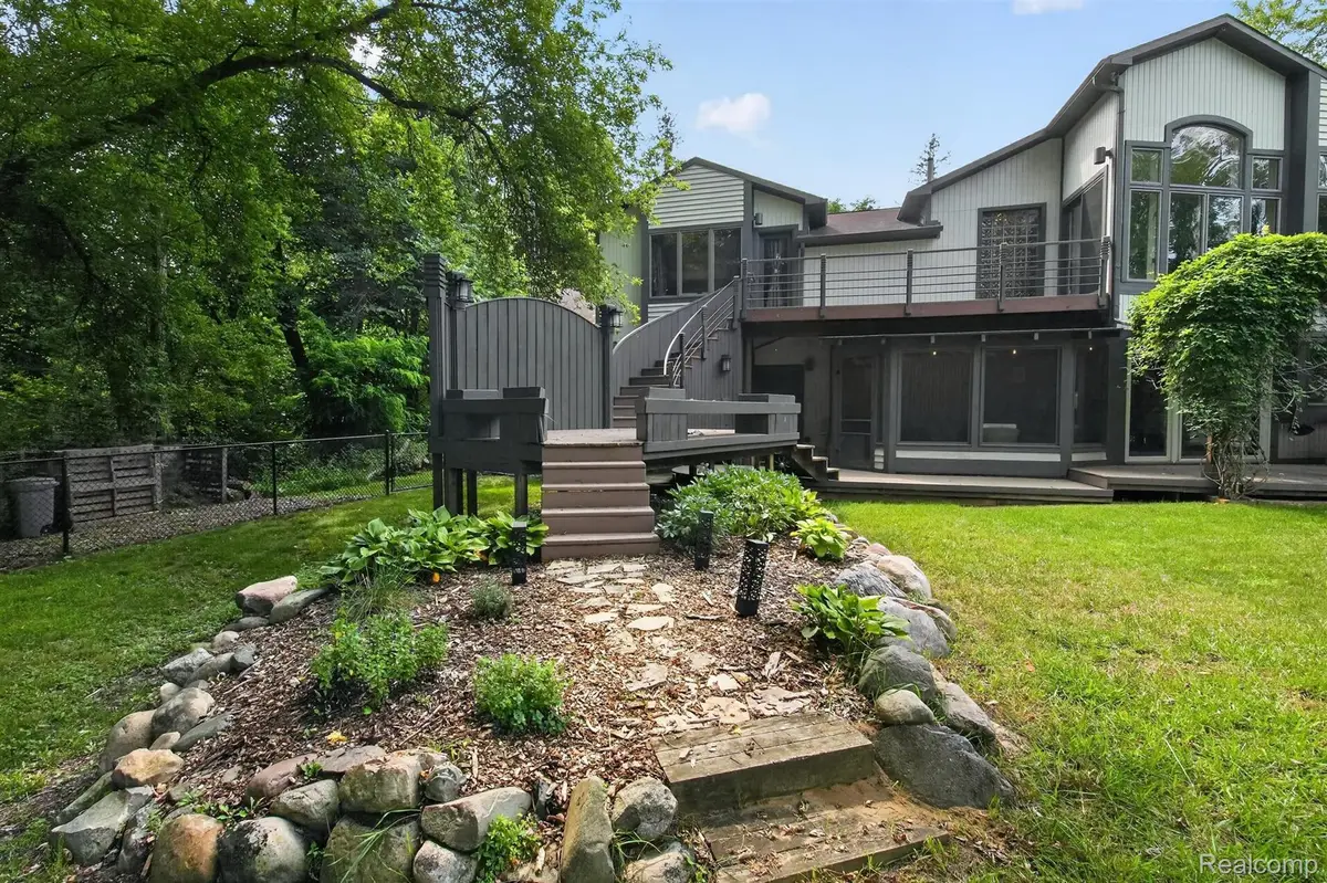 9319 Faussett Road, Fenton, MI 48430 - #1