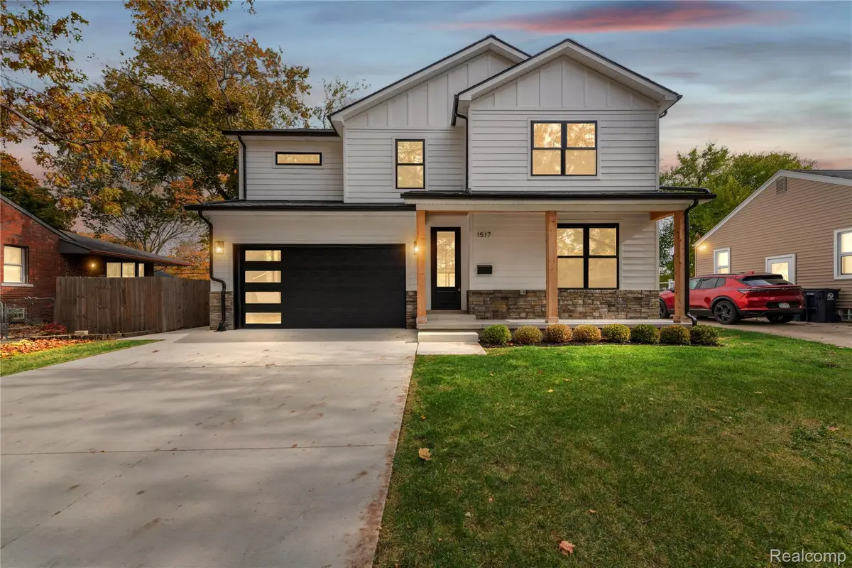 1517 Mclean Avenue, Royal Oak, MI 48067 - #1