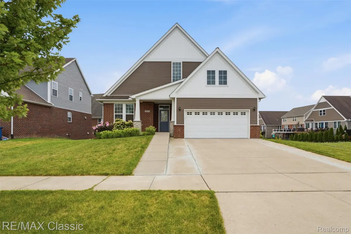 36945 Everett Drive, Westland, MI 48185 - #1