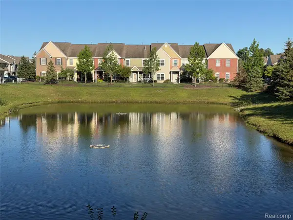 29987 Marigold Drive, Southfield, MI 48076