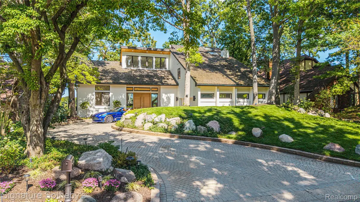 4451 Rolling Pine Drive, West Bloomfield, MI 48323 - #1