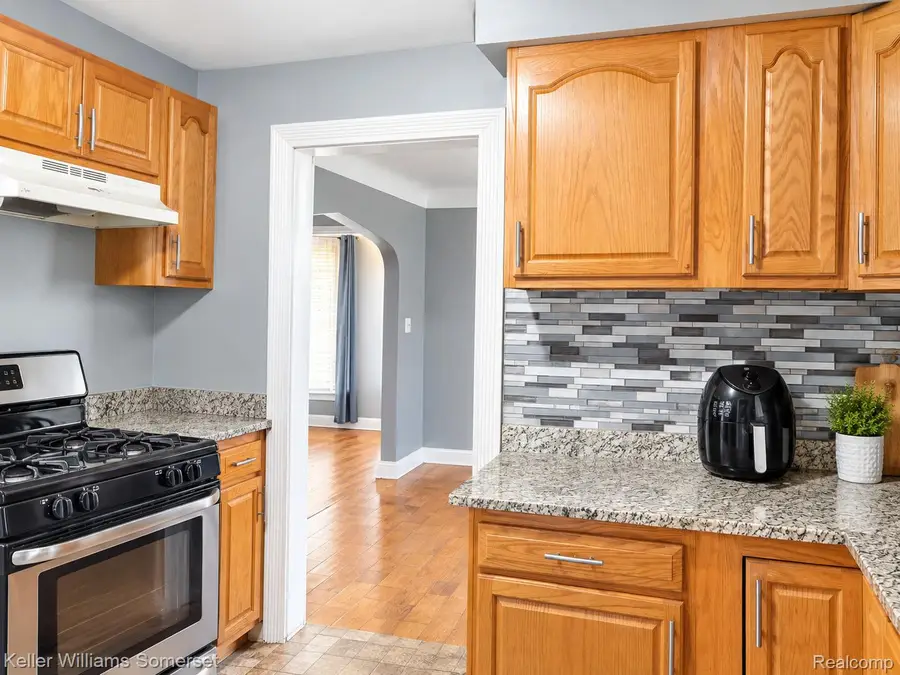 11660 Coyle Street, Detroit, MI 48227 - #2