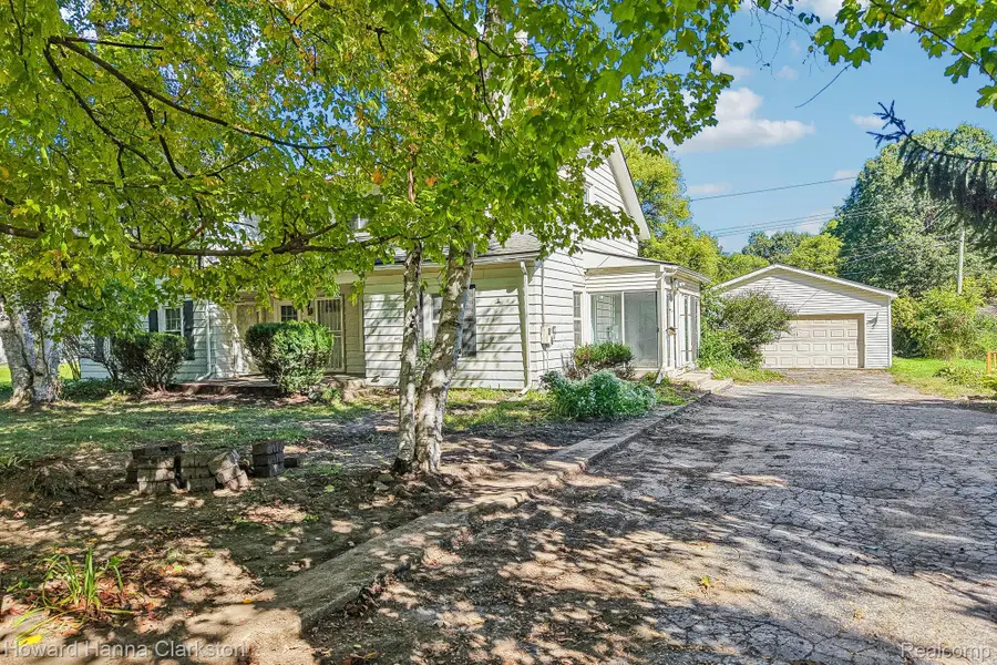 6340 Pine Knob Road, Clarkston, MI 48348 - #3