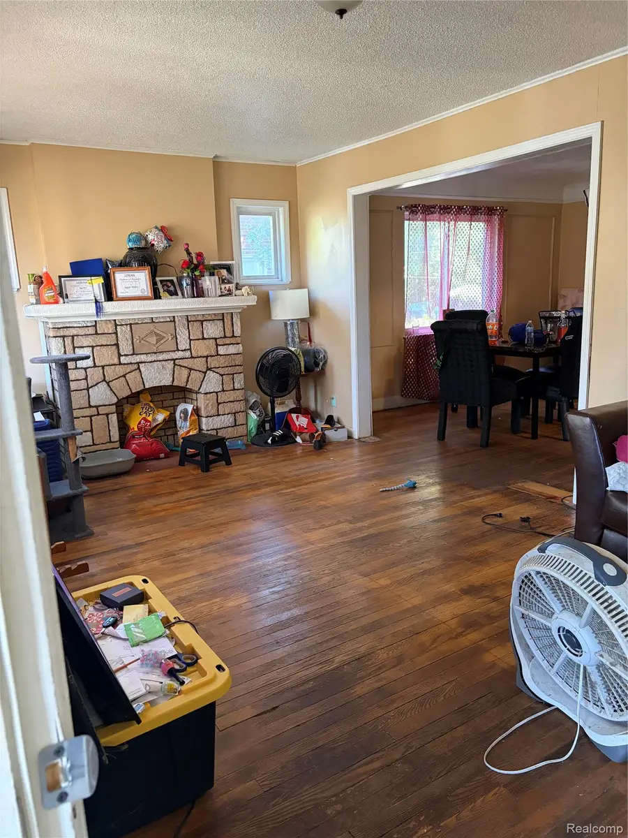 16019 Ellsworth Street, Detroit, MI 48227 - #2